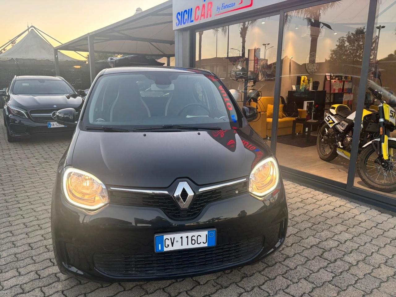 Renault Twingo SCe 65 CV Urban Night