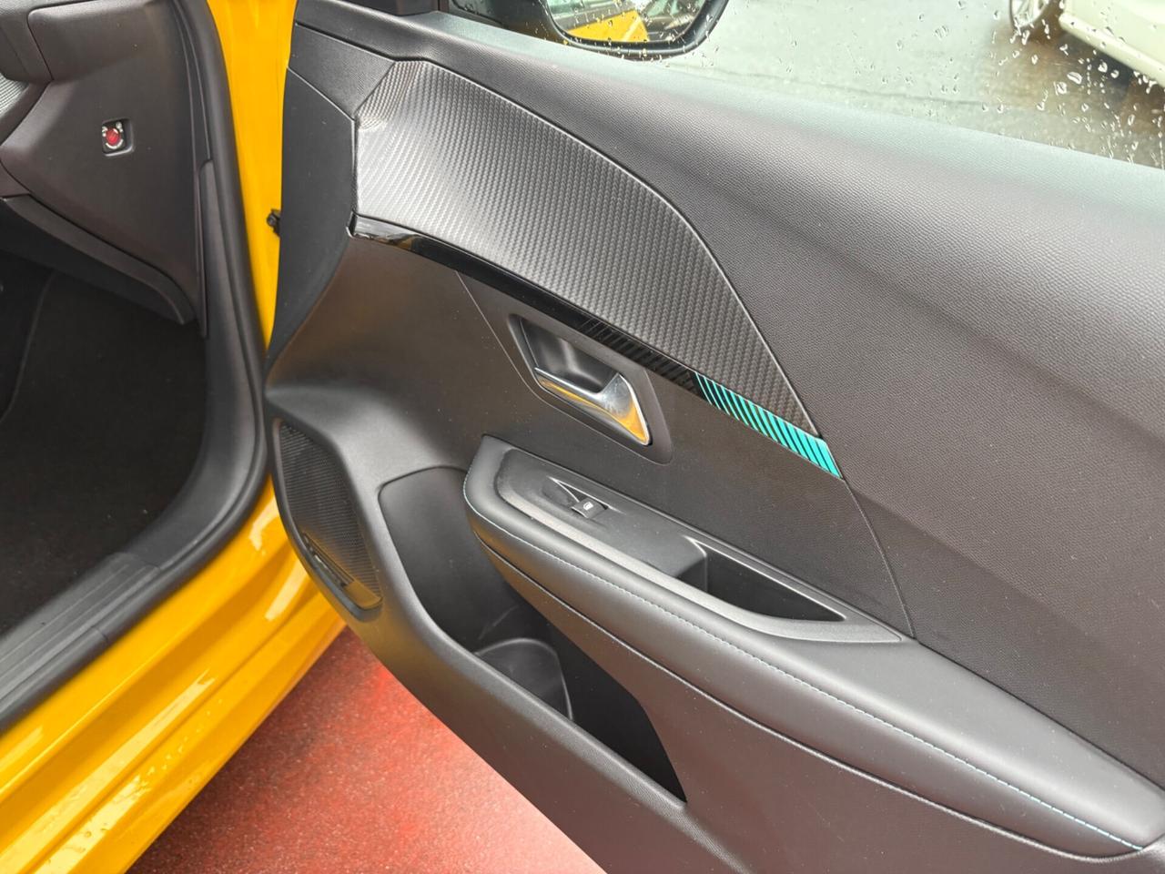 Peugeot 208 BlueHDi 100 Stop&Start 5 porte Active Pack