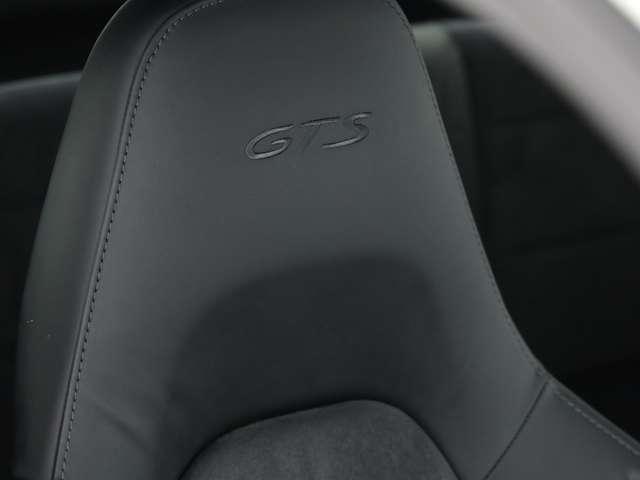 Porsche 911 coupe 3.8 carrera 4 gts pdk