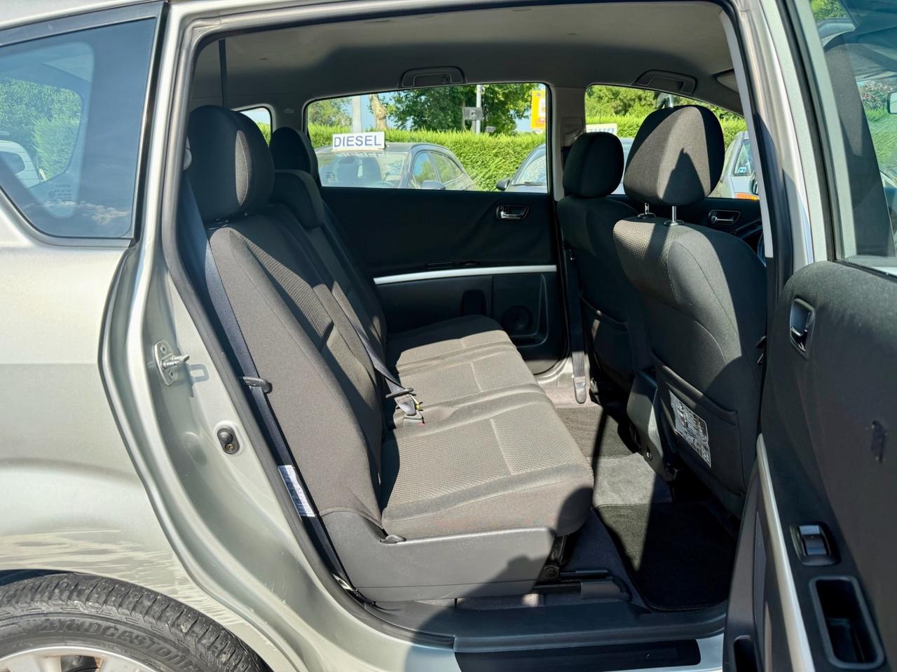 Toyota Corolla Verso 1.8 Ok NEOPATENTATI