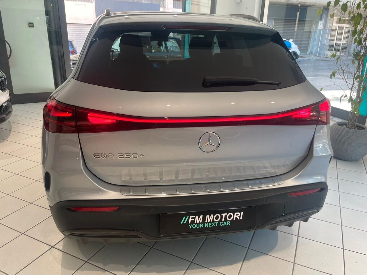 Mercedes-benz EQA 250+ AMG Line Advanced Plus