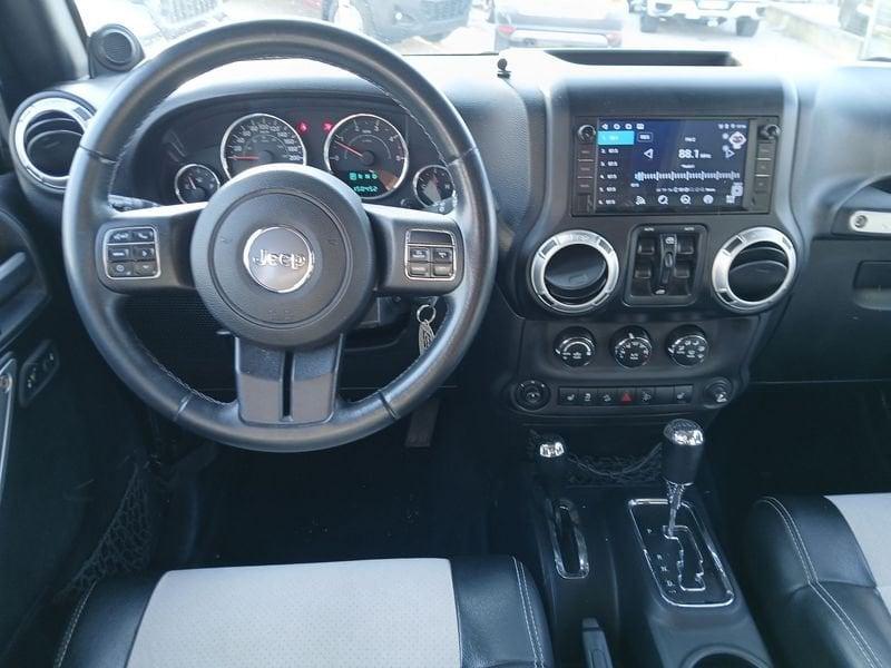 Jeep Wrangler 3ª serie Unlimited 2.8 CRD DPF Sahara Auto