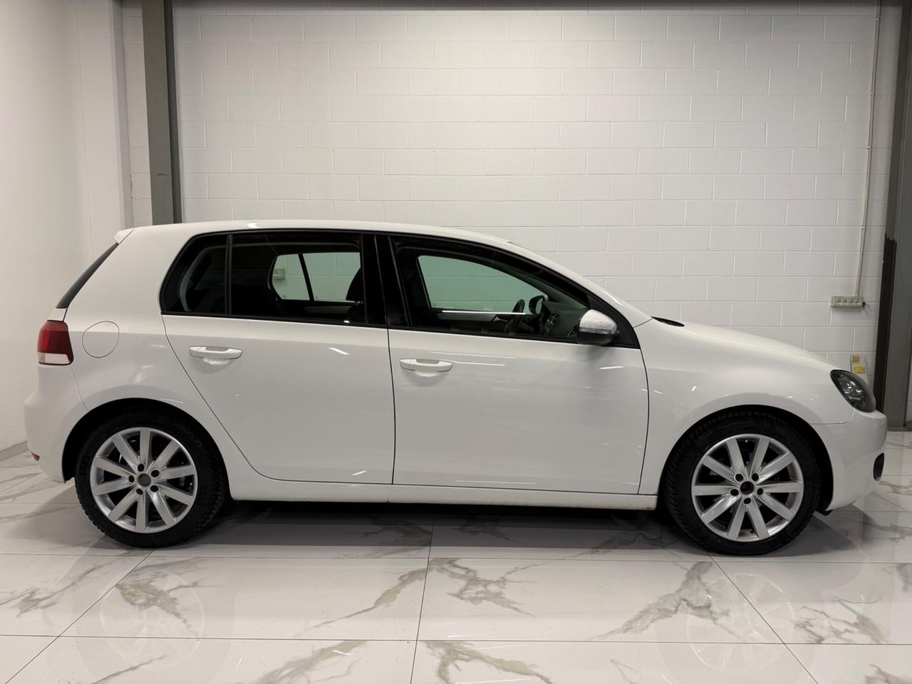 Volkswagen Golf 1.6 TDI DPF DSG 5p. Highline