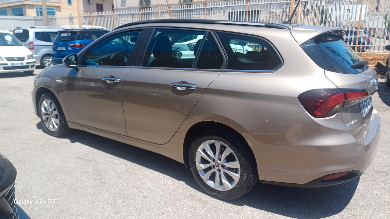 Fiat Tipo 1.6 Mjt S&S SW Lounge