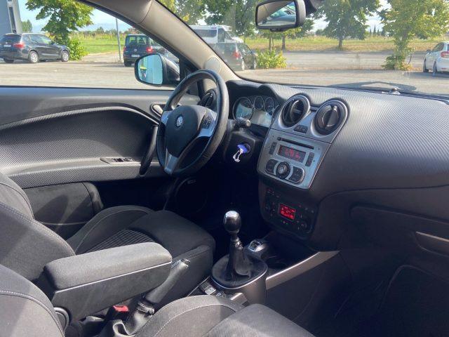 ALFA ROMEO MiTo 1.6 JTDm 16V Distinctive Neopatentati