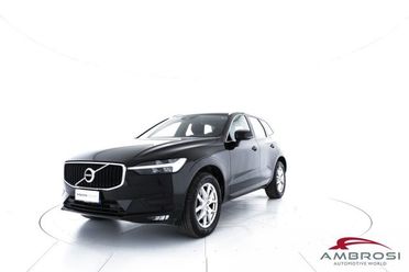 VOLVO XC60 Mild Hybrid B4 (d) AWD automatico Momentum Pro