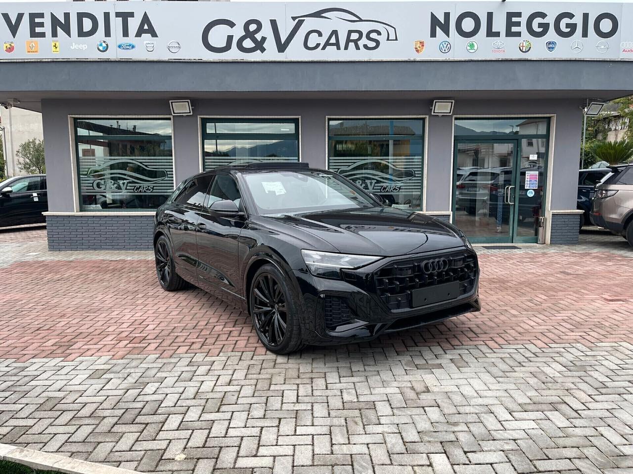 Audi Q8 NOLEGGIO RISCAT ACC €37.450,00 47X2111,00 C.IVA