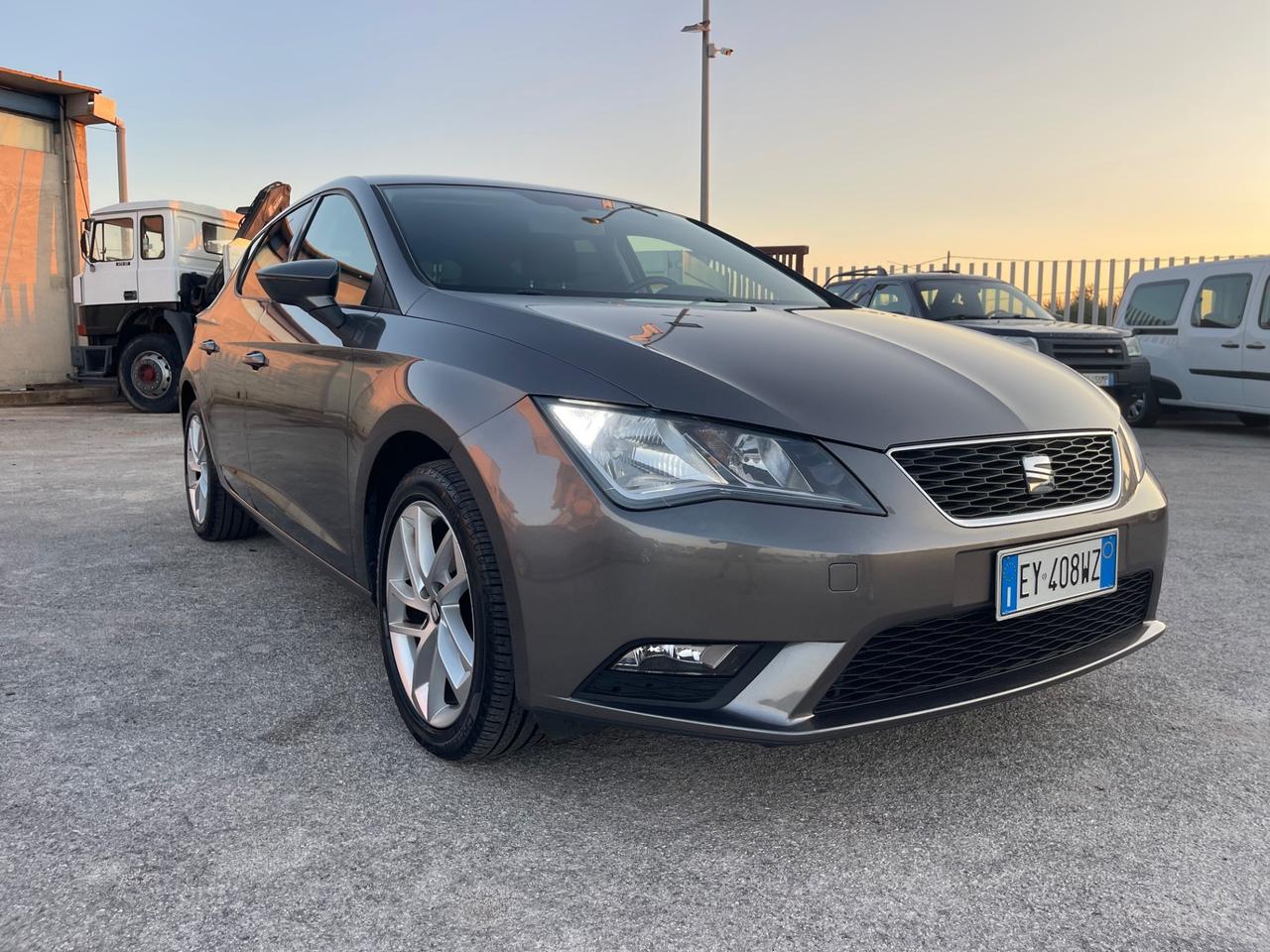 SEAT LEON 1.6 TDI 105CV BERLINA FULL NAVI MY15