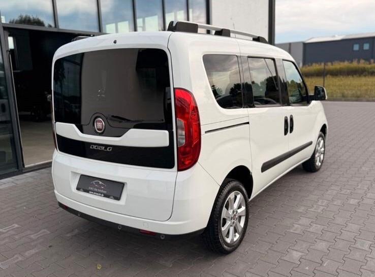 Fiat Doblò 1.4 T-Jet 16V Lounge AUTOVETTURA