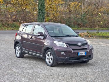 Toyota Urban Cruiser 1.4 D-4D AWD Luxury 2009-E4 Manuale 4X4 NEO