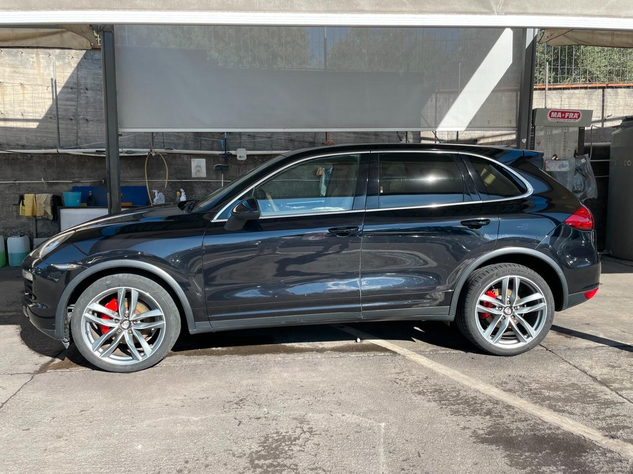 Porsche Cayenne 3.0 Diesel motore nuovo