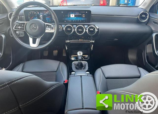 MERCEDES-BENZ A 200 Sport