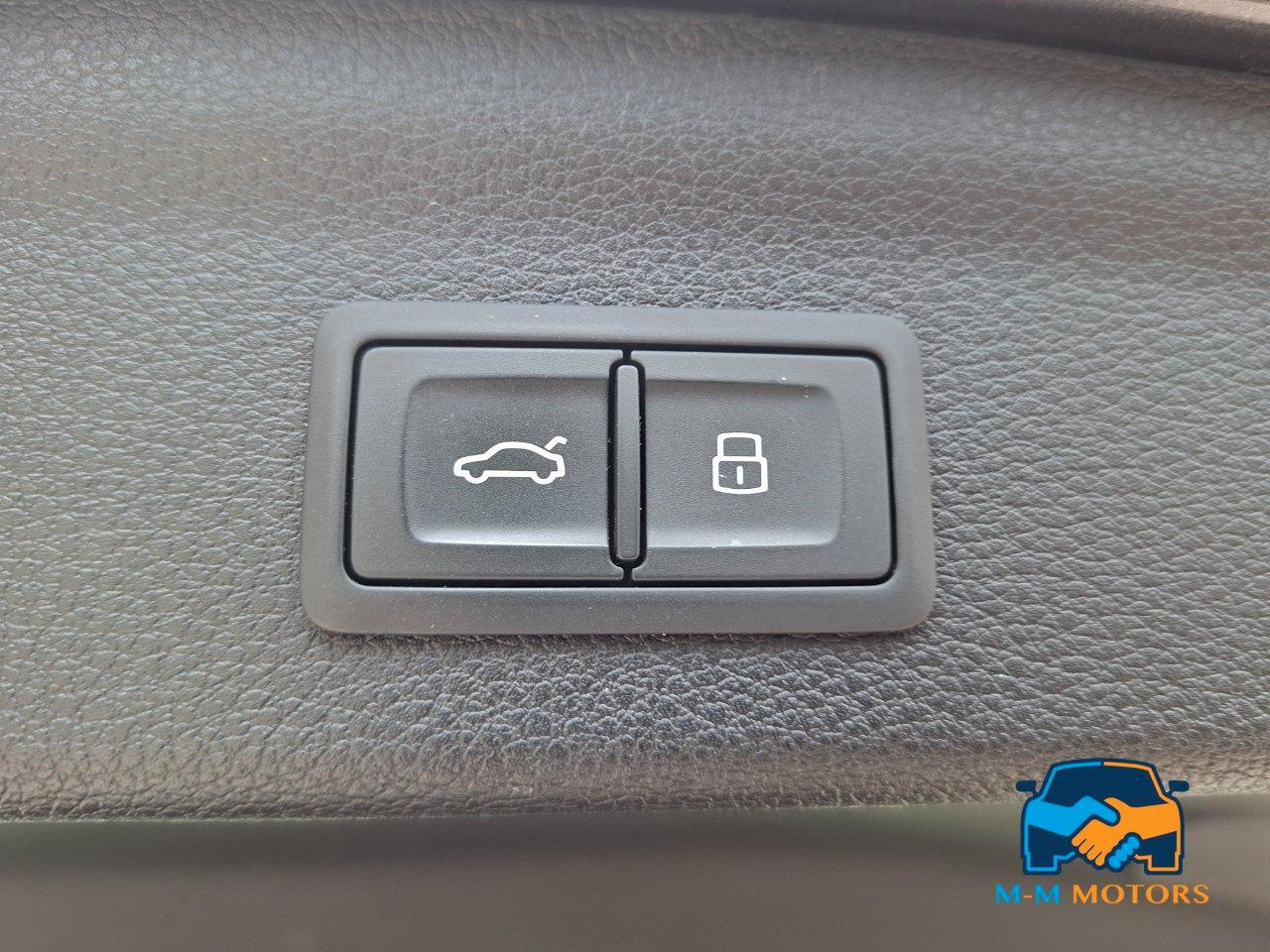 Audi Q3 40 2.0 tdi S line quattro 190cv unico proprietario