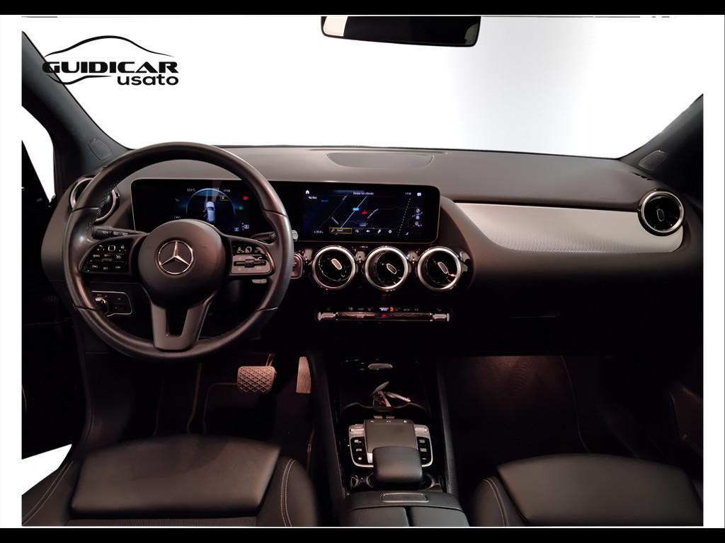 Mercedes-Benz Classe B - W247 2018 - B 180 d Sport auto