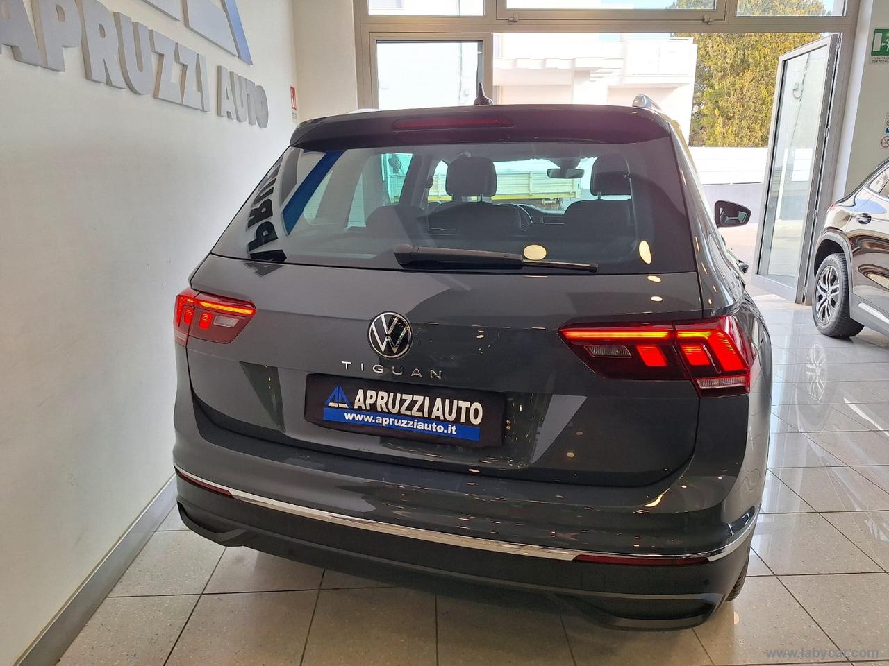 VOLKSWAGEN Tiguan 2.0 TDI 150CV SCR DSG Life