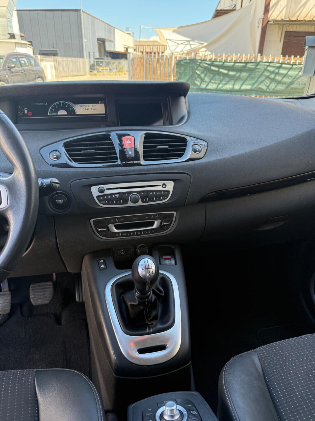 Renault Scenic X-Mod 1.6 dCi 130CV
