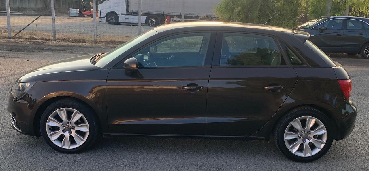 Audi A1 1.6 TDI Ambition 150000 KM