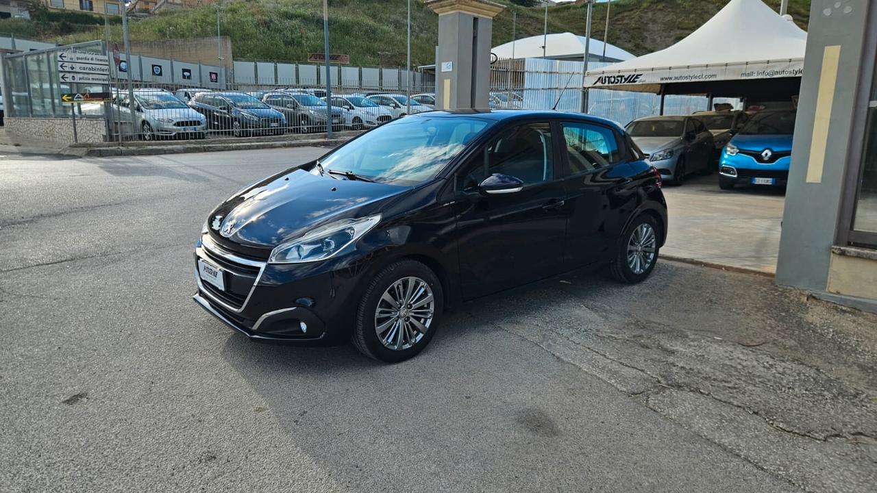 Peugeot 208 1.2 82cv 5p. Benzina/GPL Allure