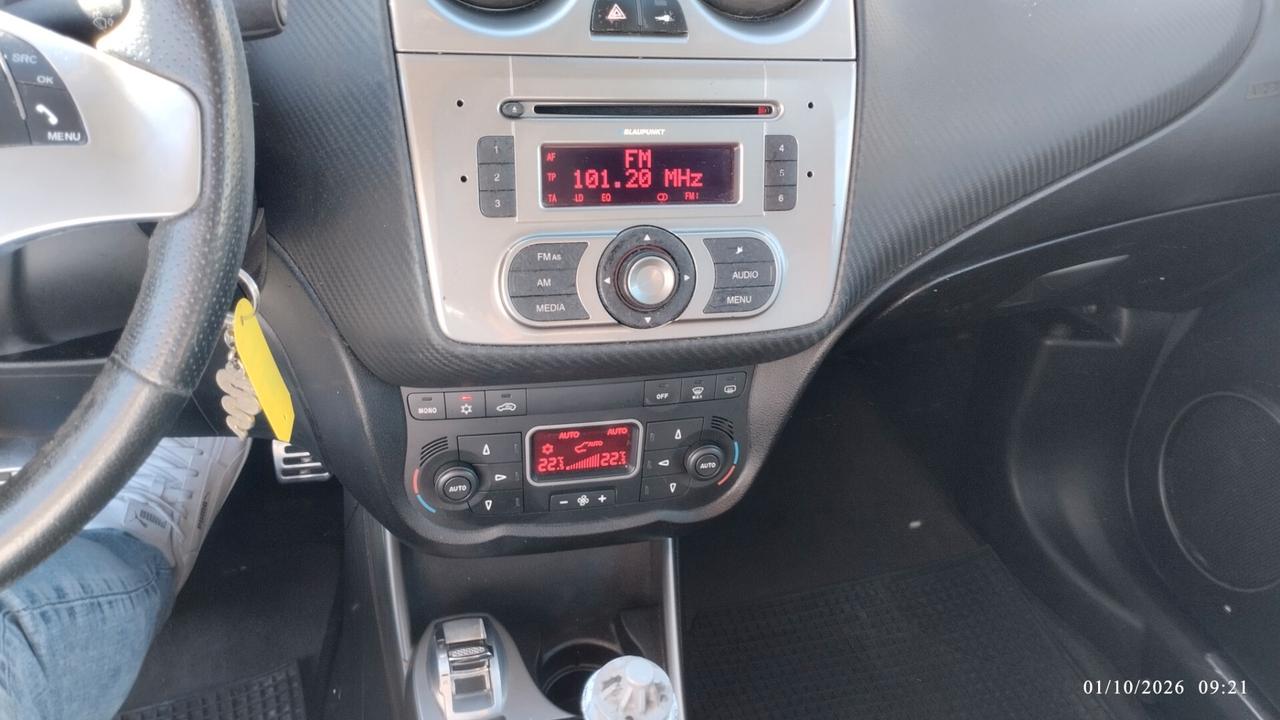 Alfa Romeo MiTo 1.3 JTDm 16V 90 CV Distinctive Sport Pack