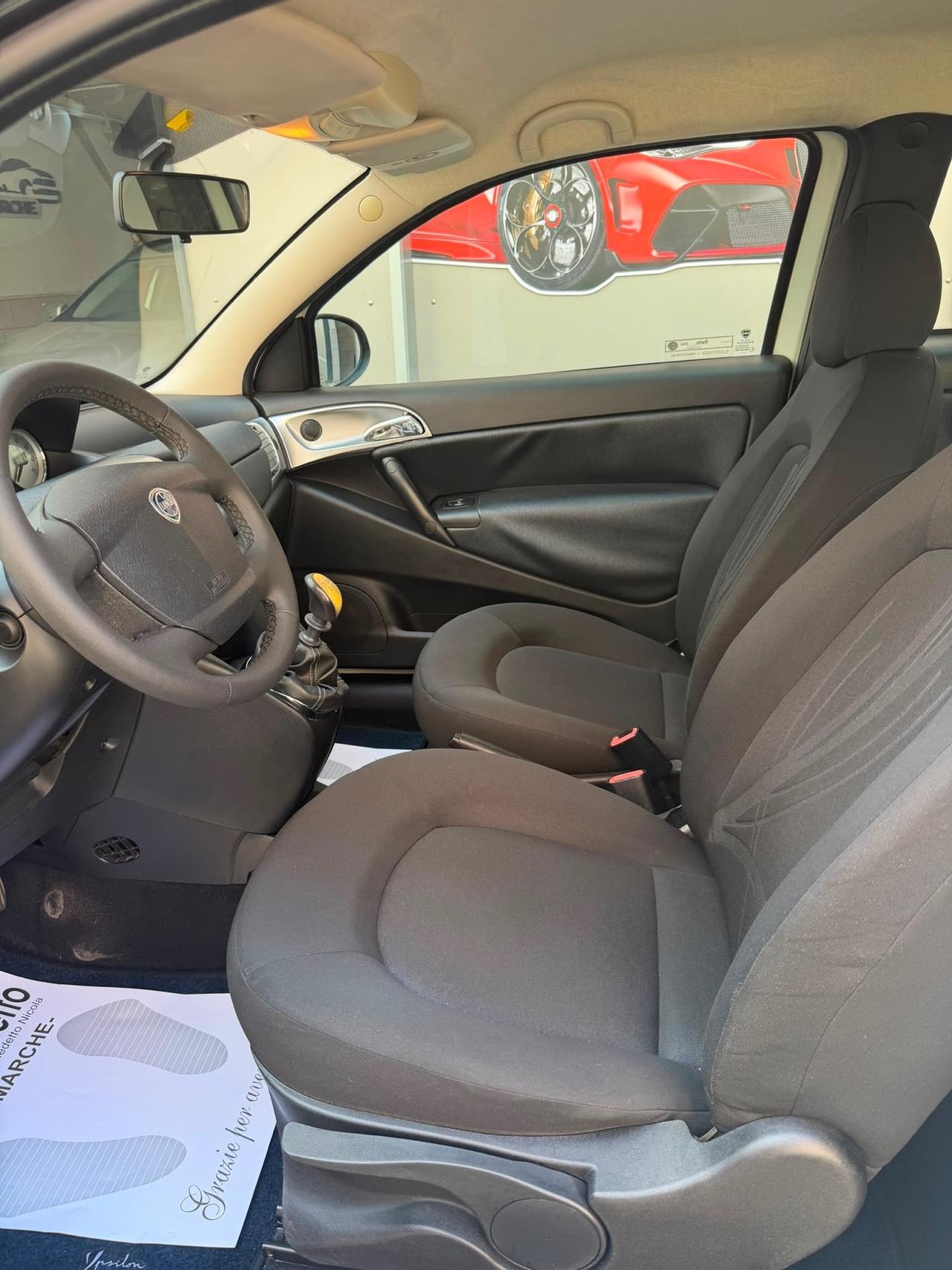 Lancia Ypsilon 1.2 69 CV Platinum 2011