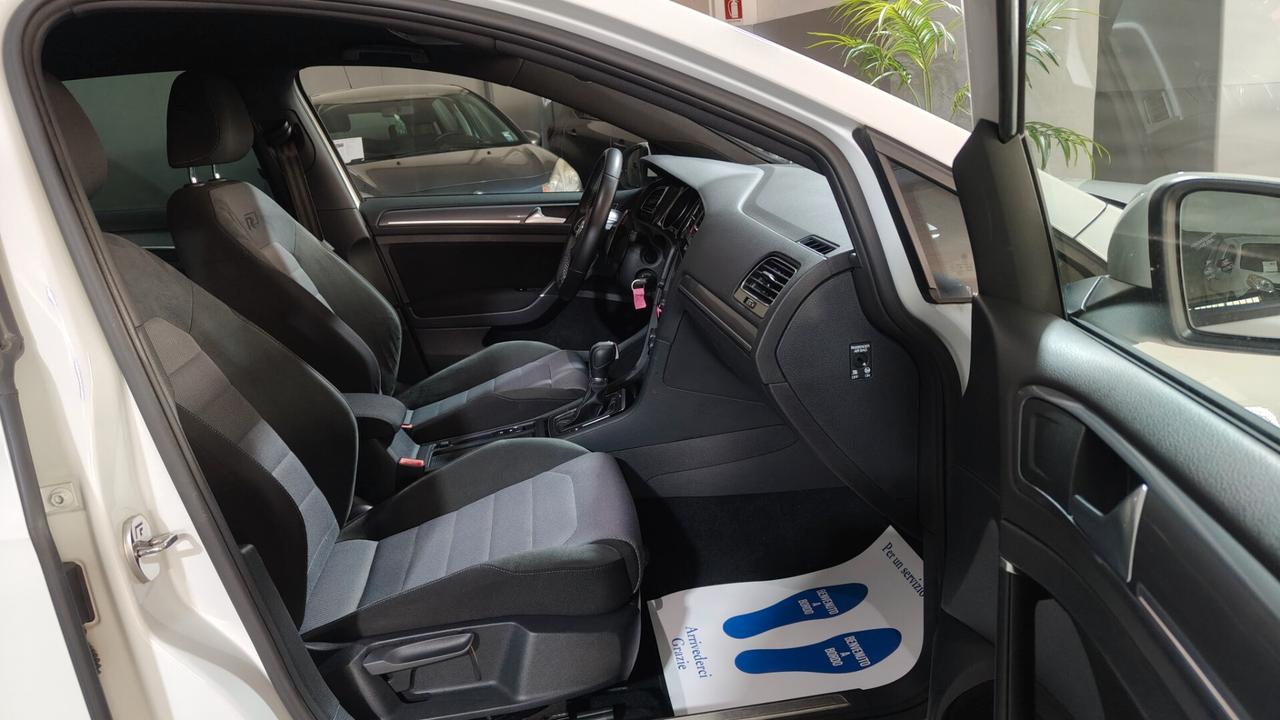 Volkswagen Golf 2.0 TDI DSG R-LINE 5p. BlueMotion Technology