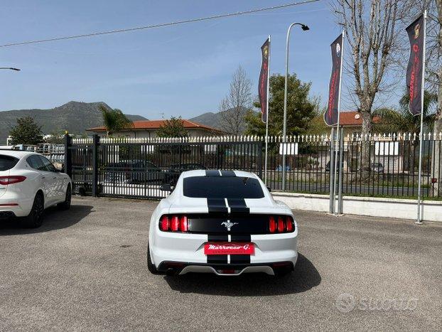 Ford Mustang 3.7 V 6