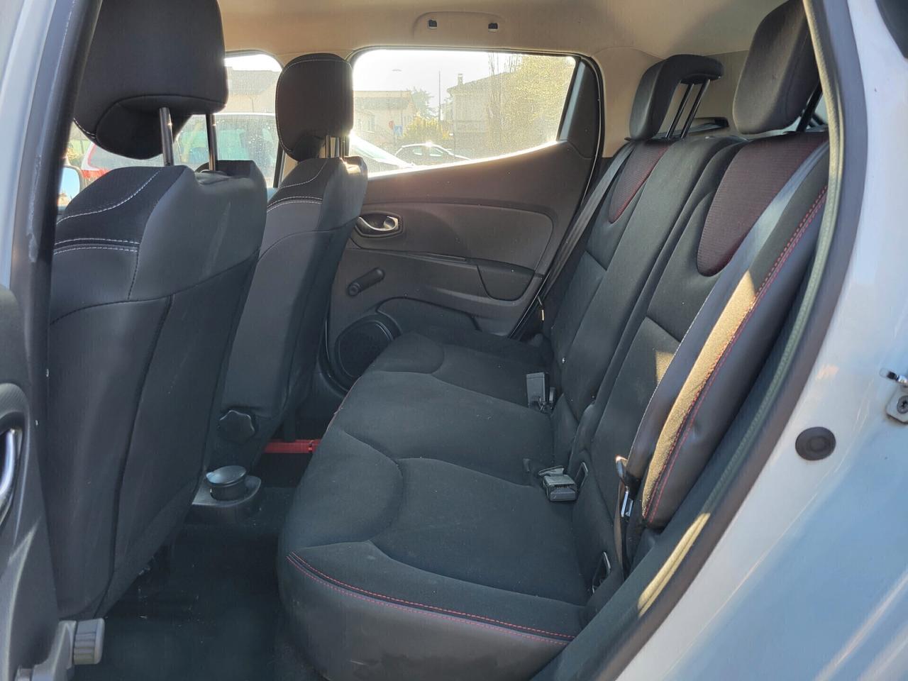 Renault Clio 1.5 dCi 75CV AUTOCARRO NEOPATENTATI