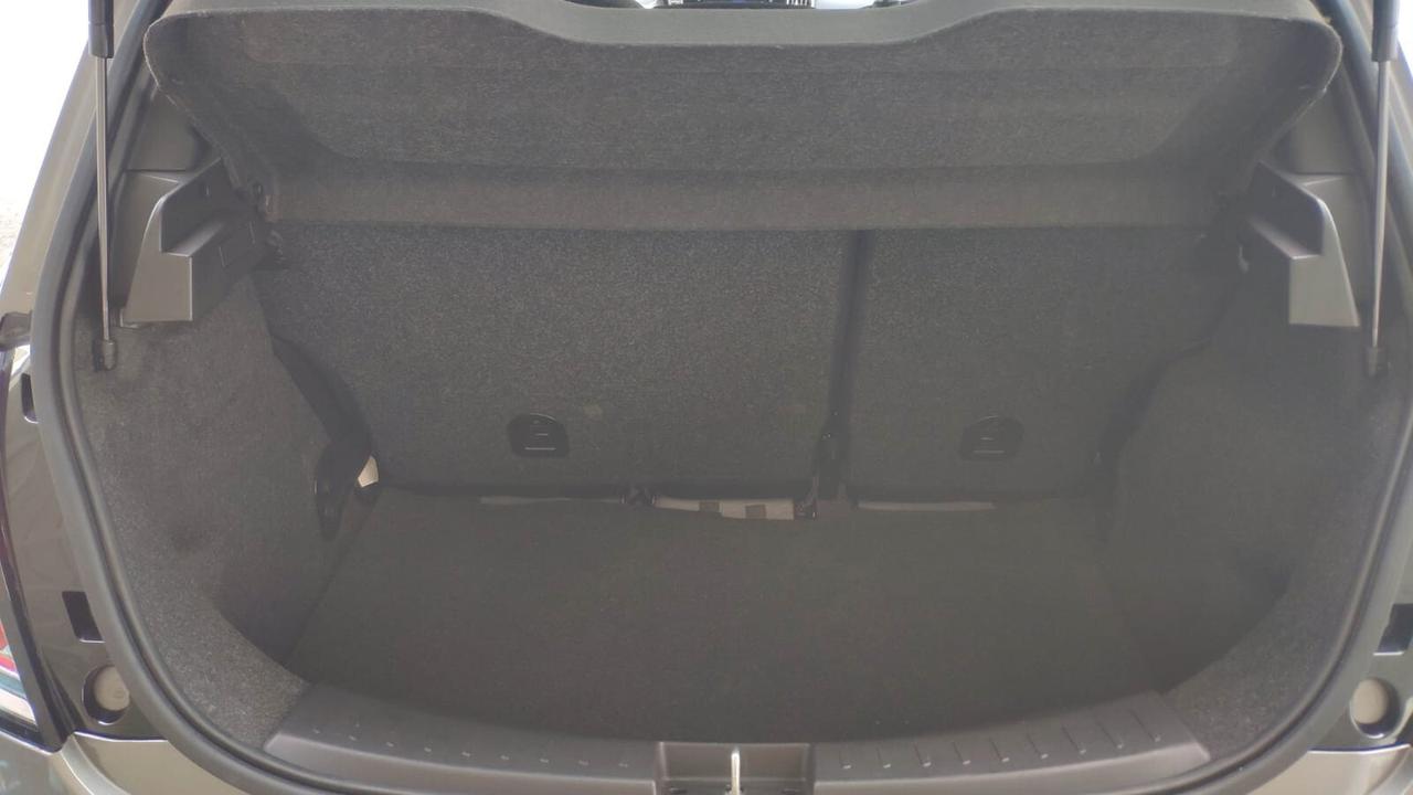 Lancia Ypsilon 1.0 FireFly 5 porte S&S Hybrid Platino