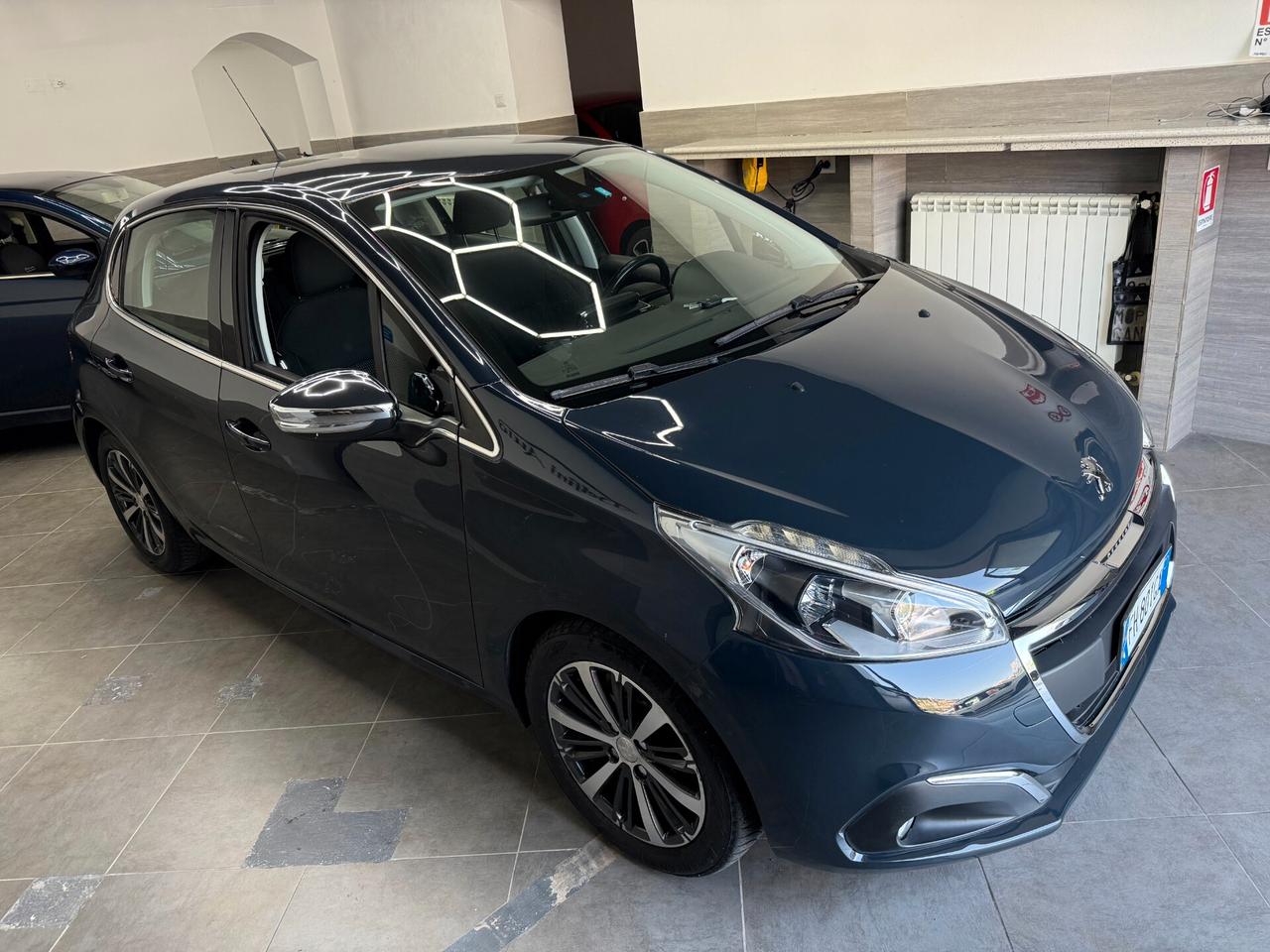 Peugeot 208 BlueHDi 75 5 porte Allure