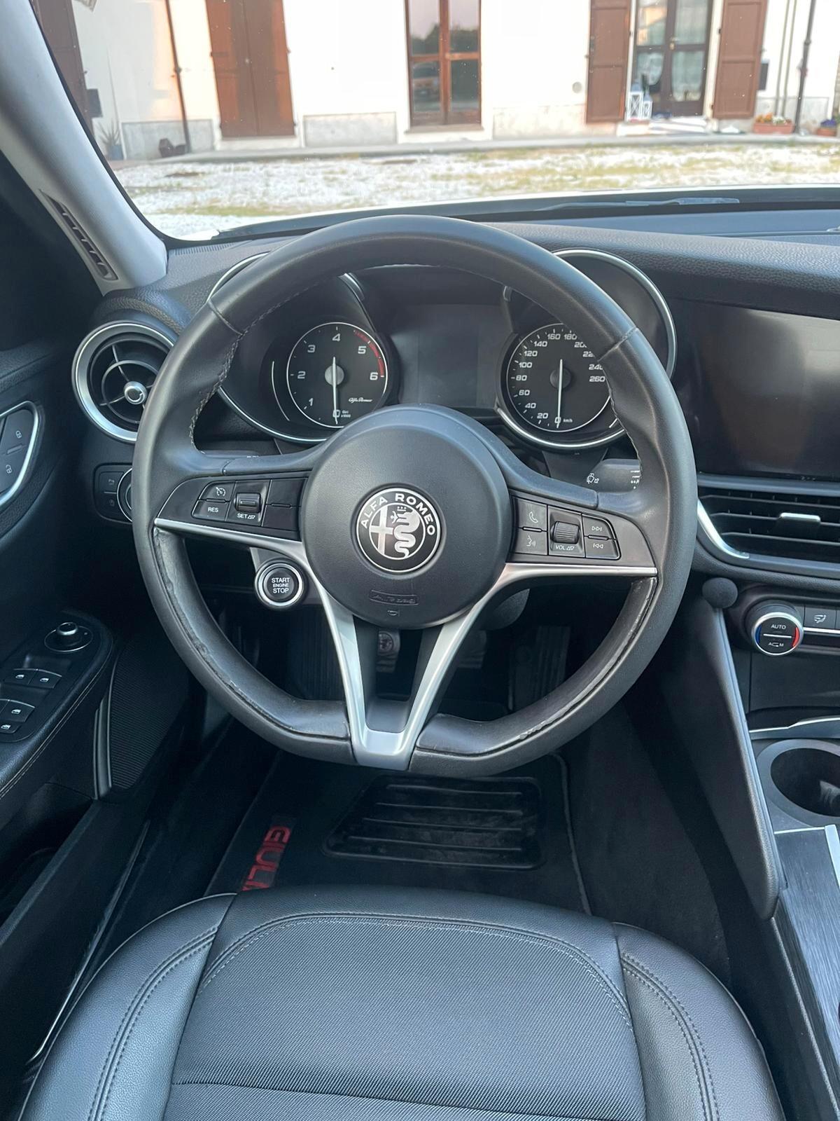 Alfa Romeo Giulia 2.2 Turbodiesel 150 CV