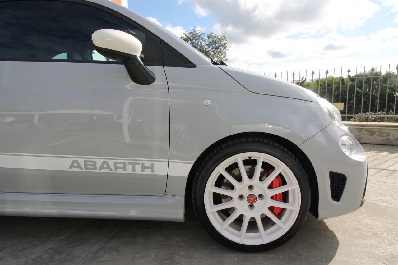 Abarth 595 1.4 Turbo T-Jet 180 CV Esseesse