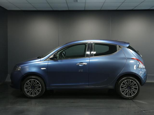 LANCIA Ypsilon 1.0 FireFly 5 porte S&S Hybrid Ecochic Silver