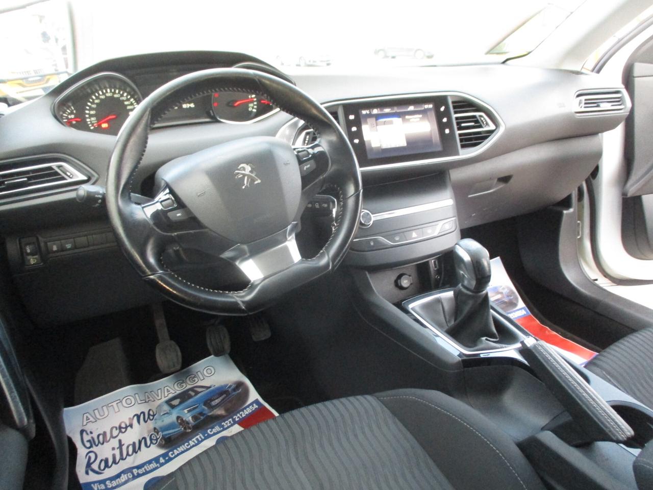 Peugeot 308 1.6 HDI 100 CV FULL OPTIONAL 2016