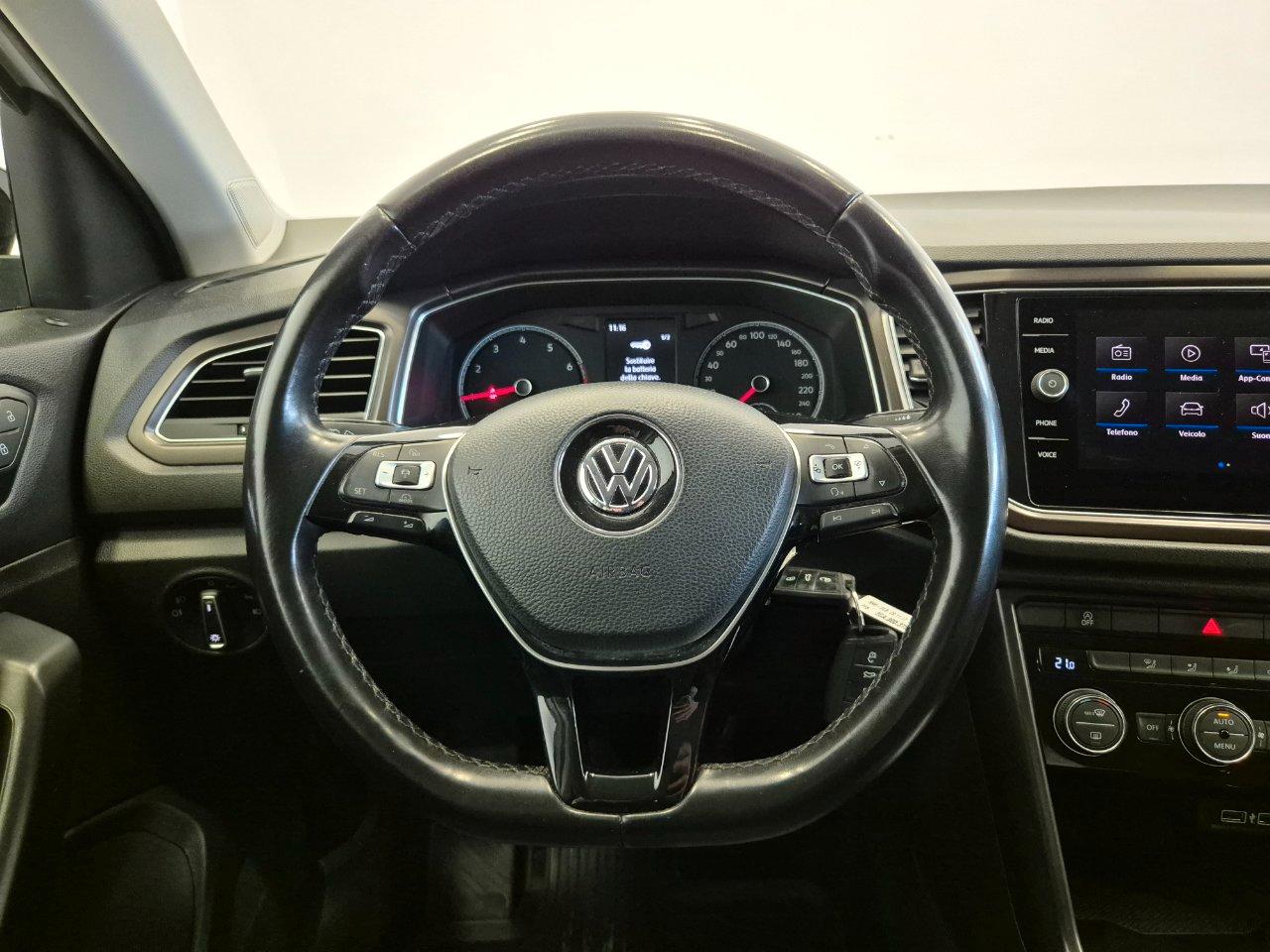 Volkswagen T-Roc 1.0 tsi Style 115cv - NEOPATENTATI - Sens. Park. - Carplay