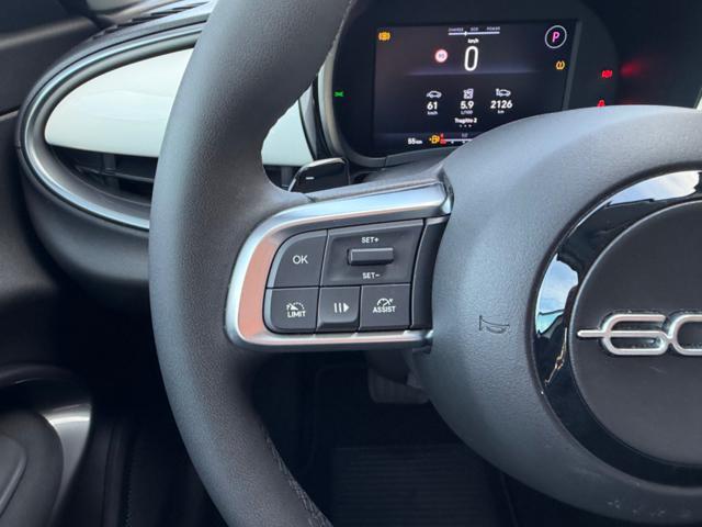 FIAT 600 HYBRID 145CV DCT MHEV+NAVI+RCAM+2PDC+LED