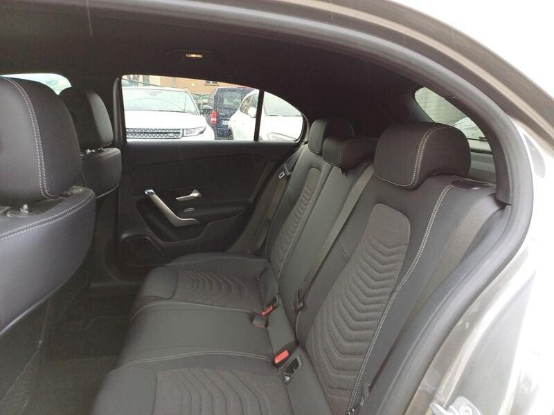 Mercedes-Benz Classe A A 180 d Progressive Advanced NIGHT-PACK