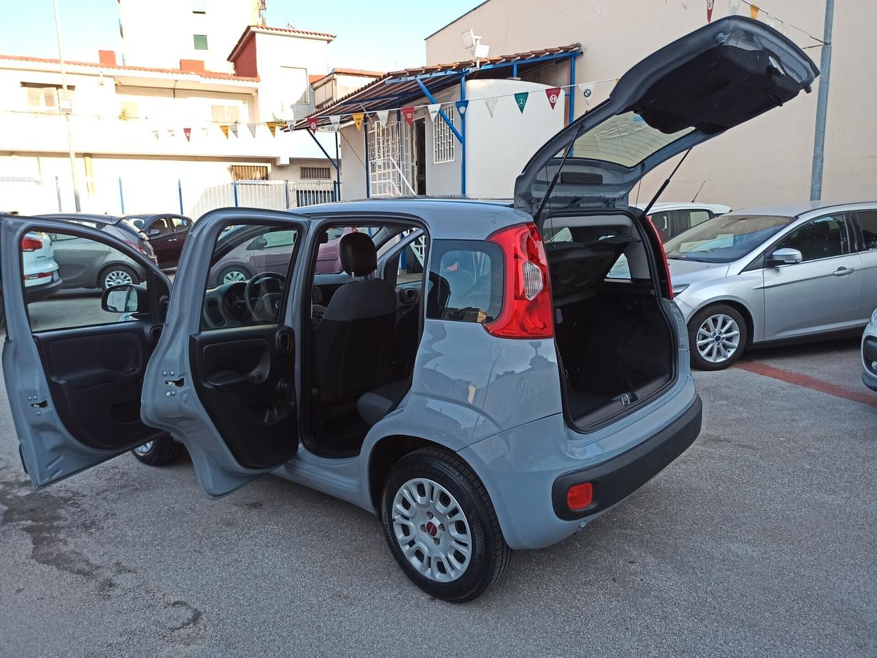 Fiat Panda 1.2 69 cv S&S Connected by Wind