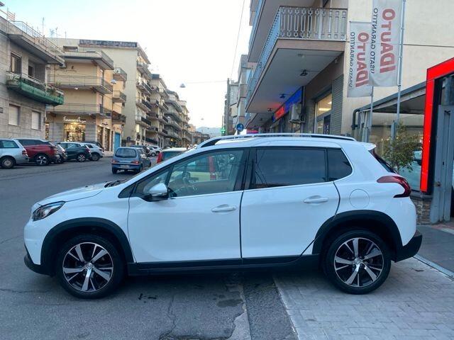 Peugeot 2008 BlueHDi 100 Allure