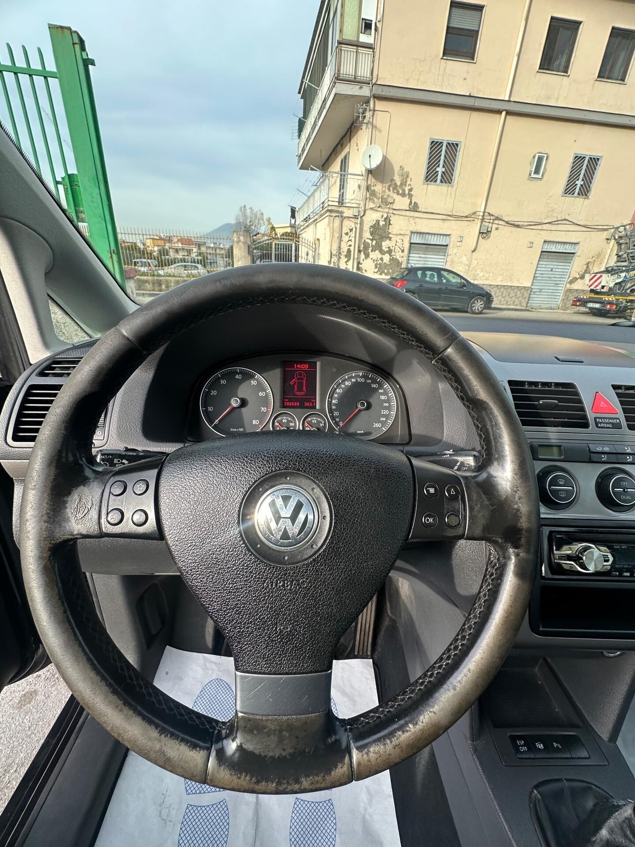 Volkswagen Touran 1.6 Trendline Bifuel G