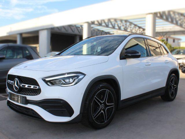 MERCEDES-BENZ GLA 200 d Automatic Premium