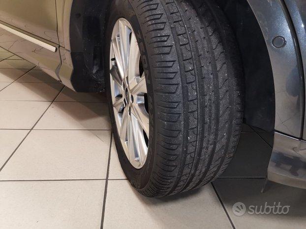 Ford Kuga 2.0 TDCI 180 CV 4WD Powershift Vignale
