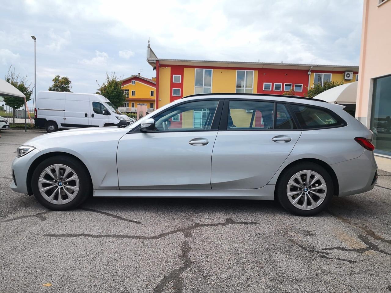 Bmw 320d MHEV Touring ***CAR PLAY***NAVI***BAGAGLIAIO ELETTRICO***