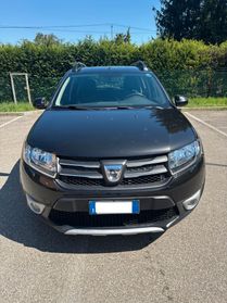 Dacia Sandero Stepway 0.9 Gpl - NEOP. - NAV. - 12 MESI DI GAR. -