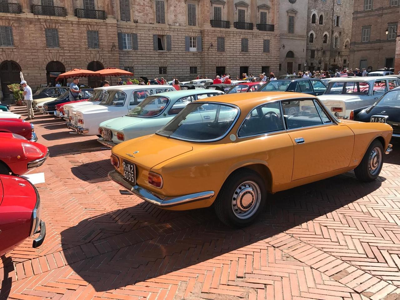 Alfa Romeo GT 1750 VELOCE