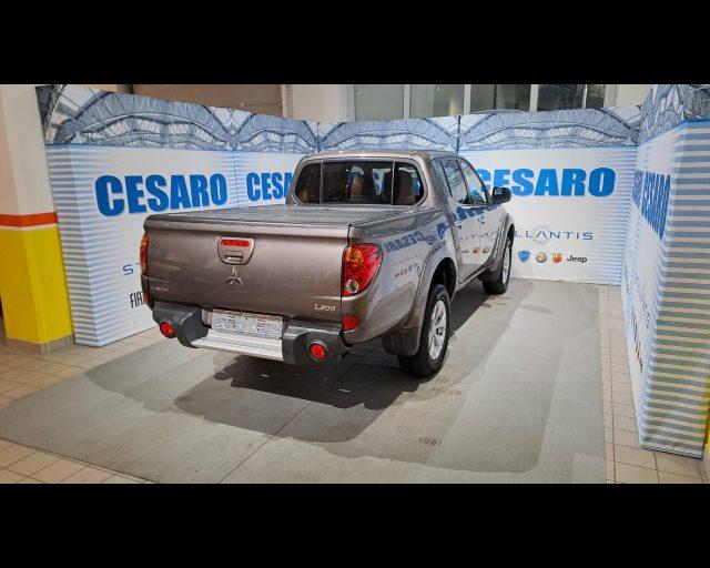 MITSUBISHI L200 d.cab 2.5 di-d Intense N1 E5