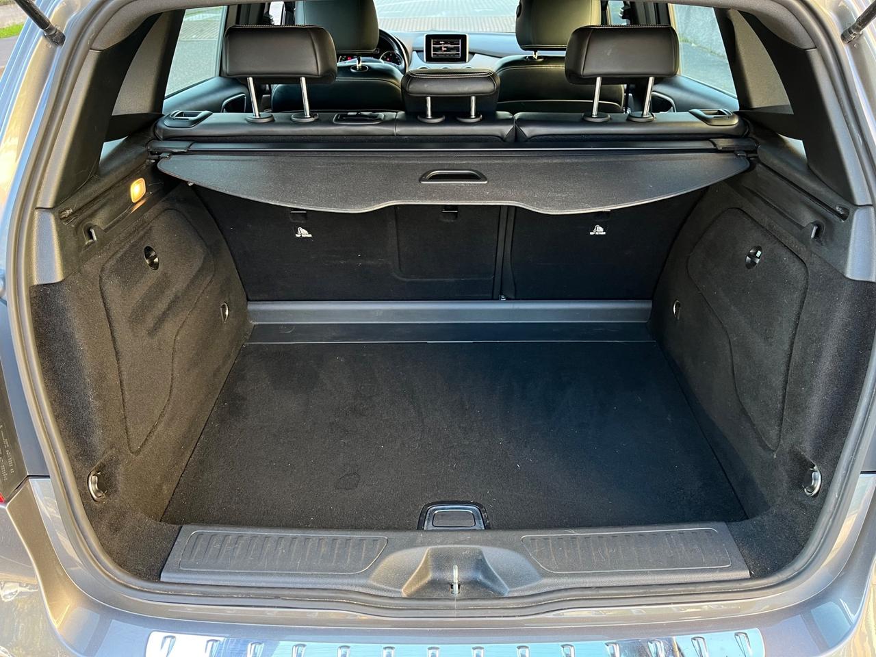 Mercedes-benz B 180 CDI — PREMIUM — 2012