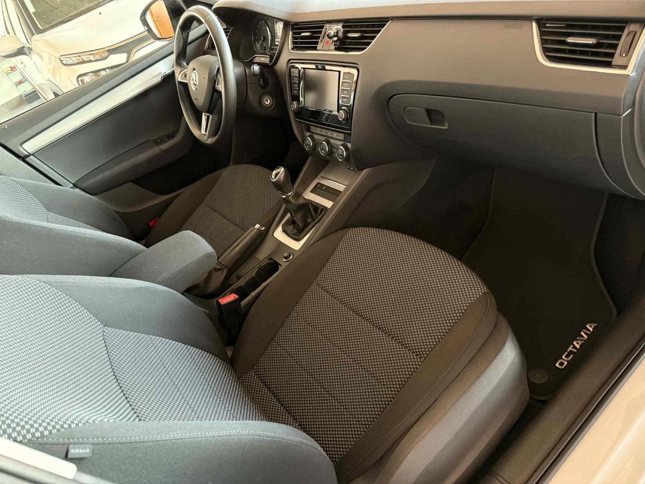 Skoda Octavia 1.6 TDI CR 110 CV Wagon Ambition