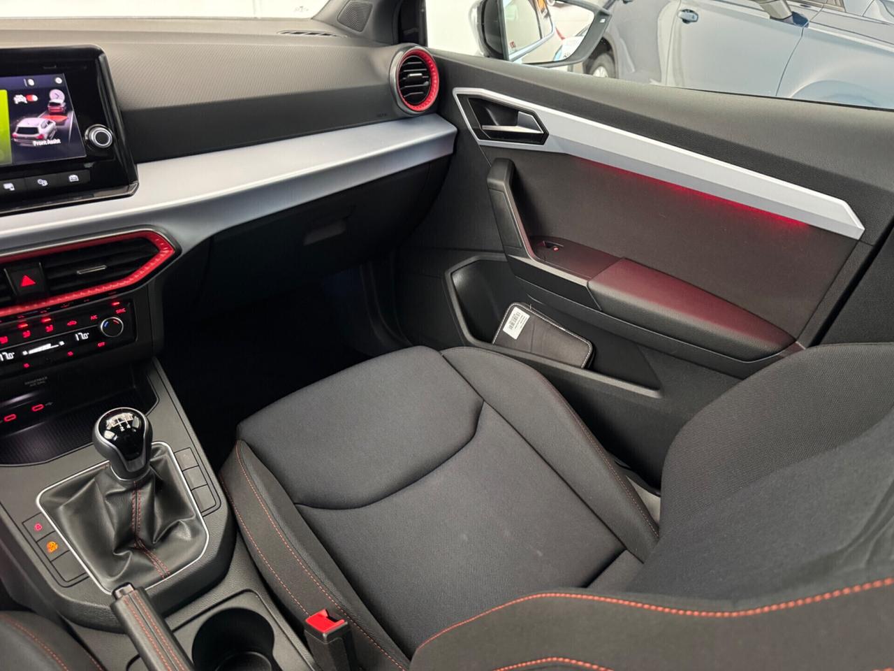 Seat Ibiza 1.0 MPI 5 porte FR Ok Neopatentati