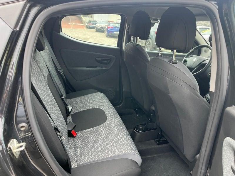 Lancia Ypsilon Ypsilon 1.0 FireFly 5 porte S&S Hybrid Silver Plus