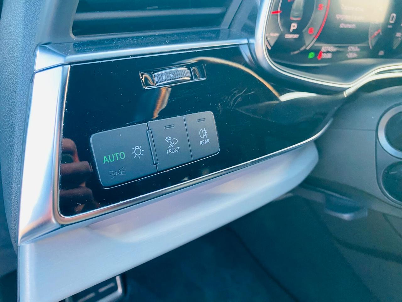 Audi Q8 50 TDI 286 CV quattro tiptronic Sport S-line